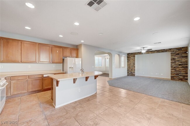 Building Photo - 4328 Desert Home Ave