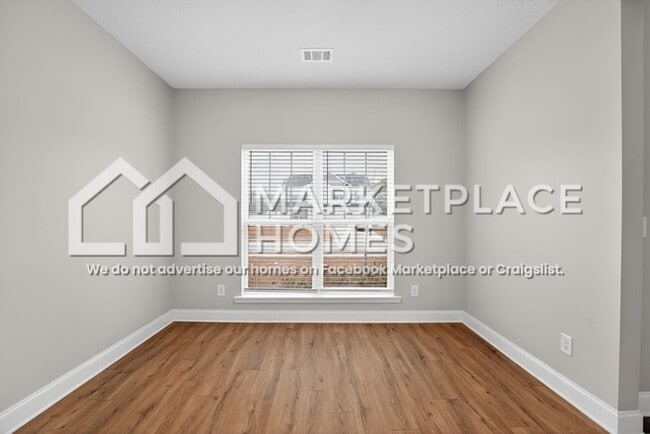 Building Photo - 194 Gavin Wy