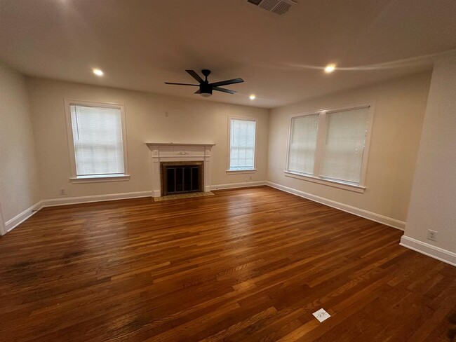 Building Photo - 2404 Indian Trail