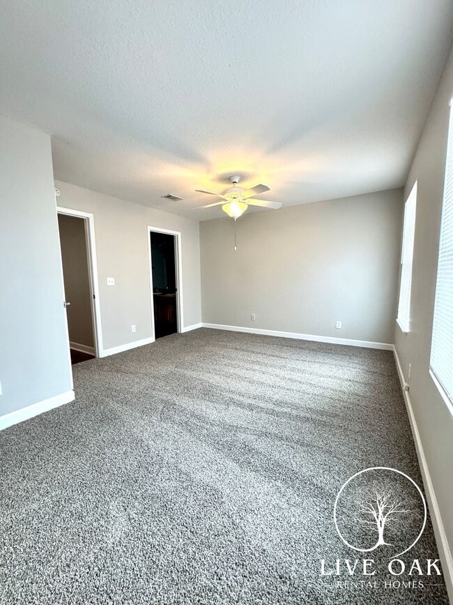 Building Photo - 125 Governors Blvd