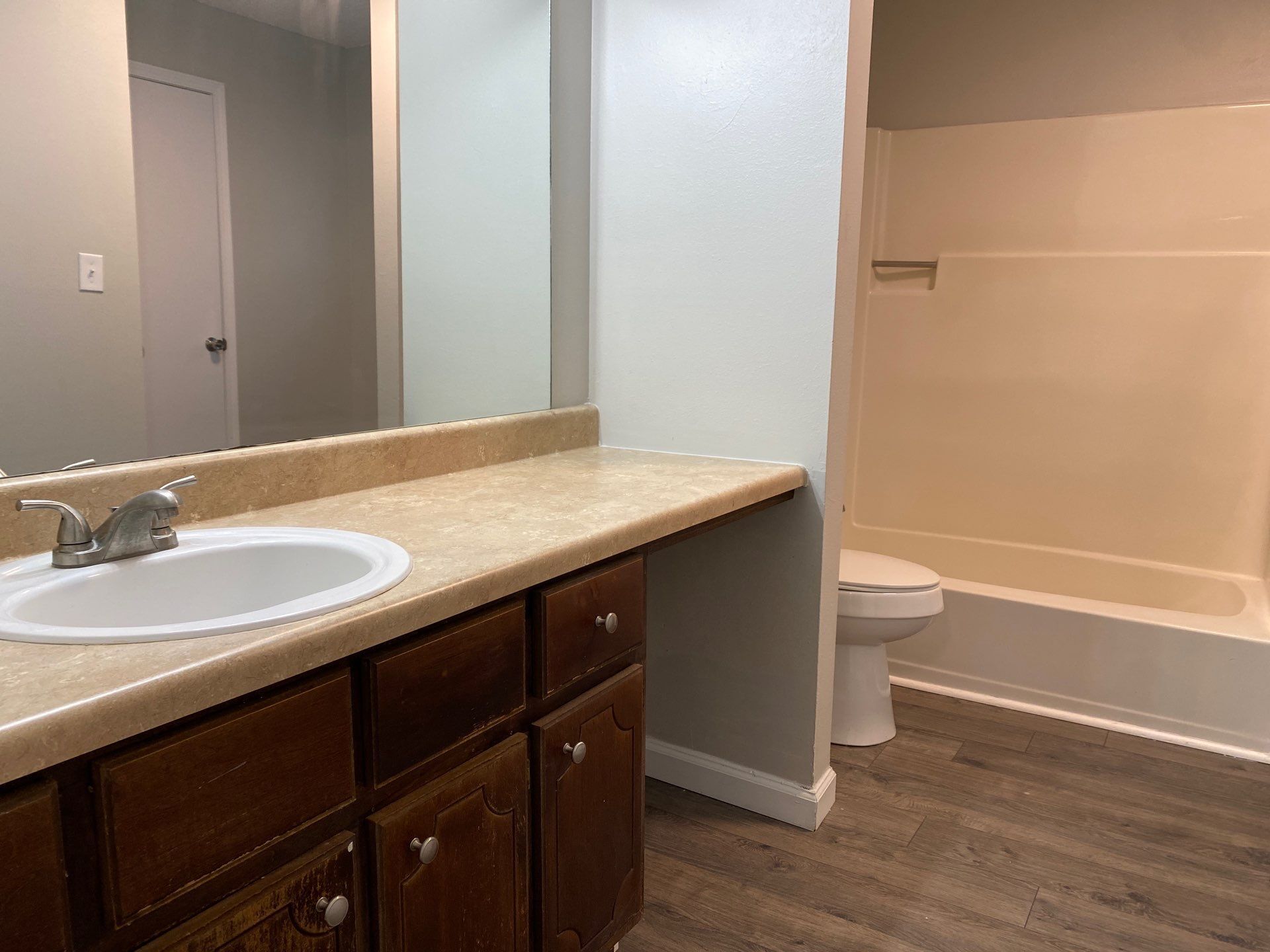 Building Photo - 36 Sta Les Cv