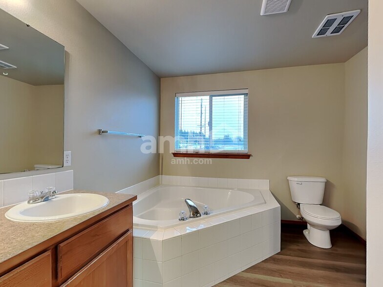 Building Photo - 5321 166th St Ct E