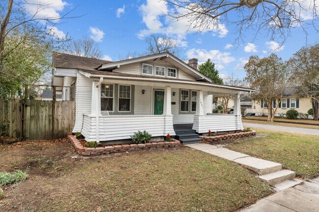 Building Photo - Your Dream Home Awaits in Norfolk!