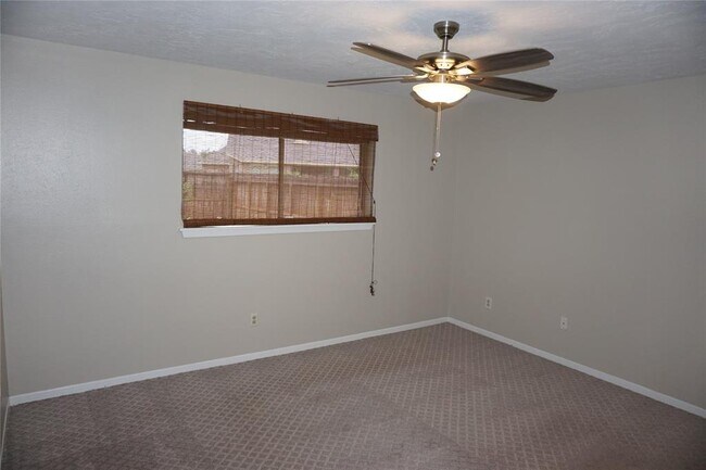 Building Photo - 5022 Fox Hollow Blvd