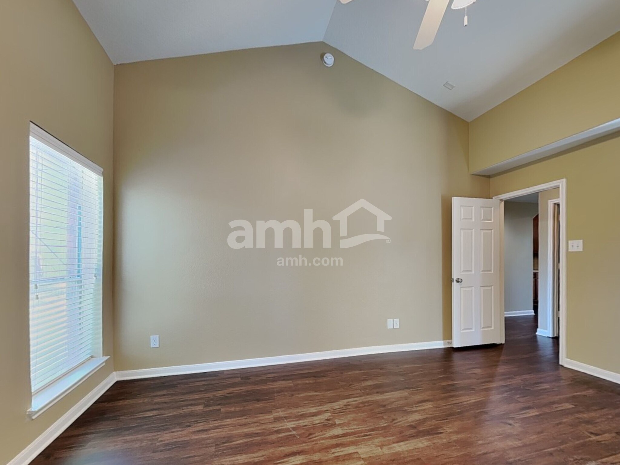 Building Photo - 22927 Lily Creek Dr