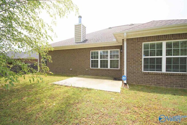 Building Photo - 106 Back Creek Cir NW