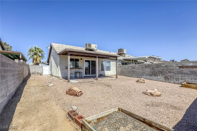 Building Photo - 4456 Bramblewood St