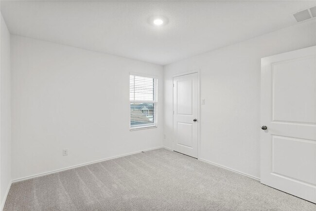 Building Photo - 153 Rodney Boat Rd