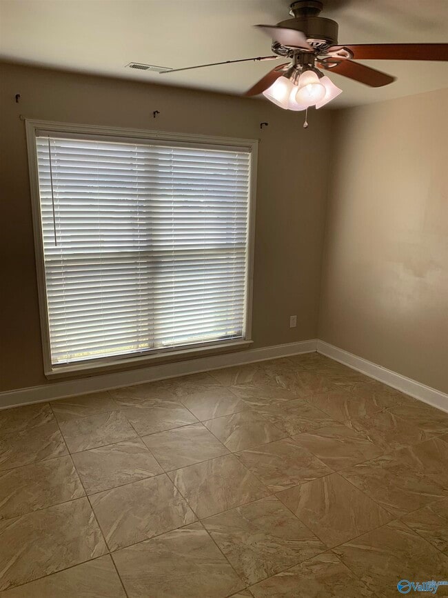 Building Photo - 101 Oxfordwill Ct