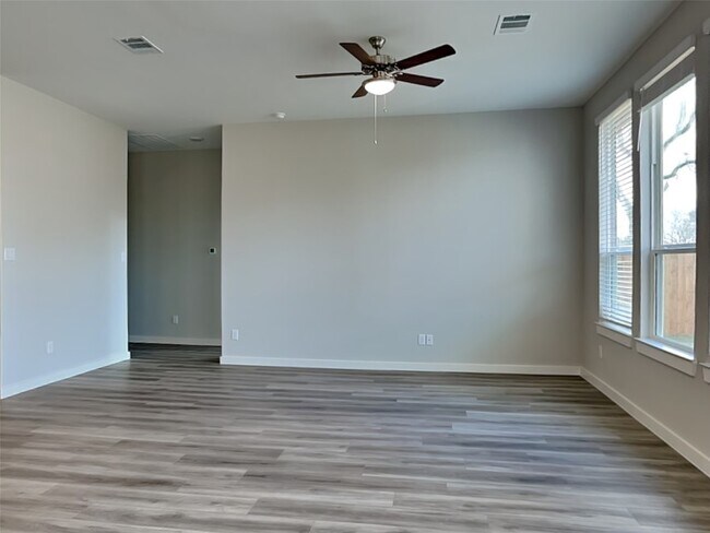 Building Photo - 2331 Cohorn Trl