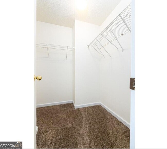 Building Photo - 3230 Oakley Pl