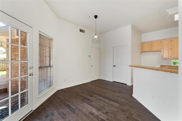 Building Photo - 1203 Cordova Dr