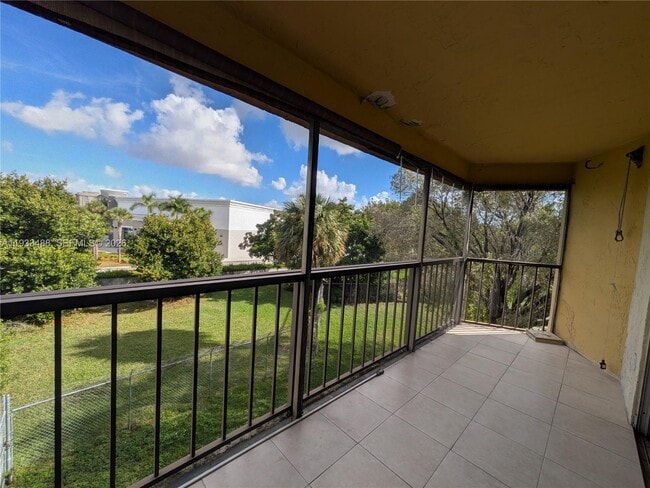 Building Photo - 9405 W Flagler St