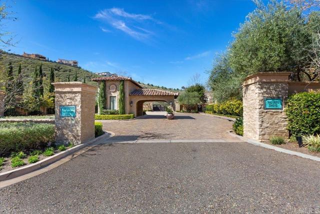 Building Photo - 1048 Quartz St