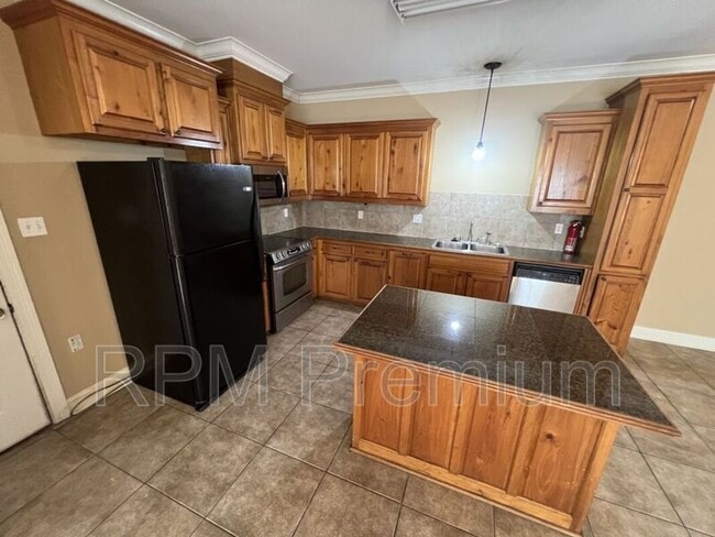 Building Photo - 767 Summer Breeze Dr