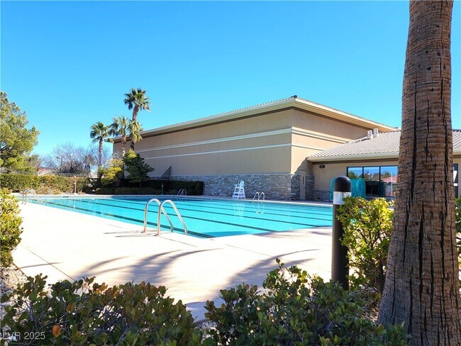 Building Photo - 186 Duck Hollow Ave