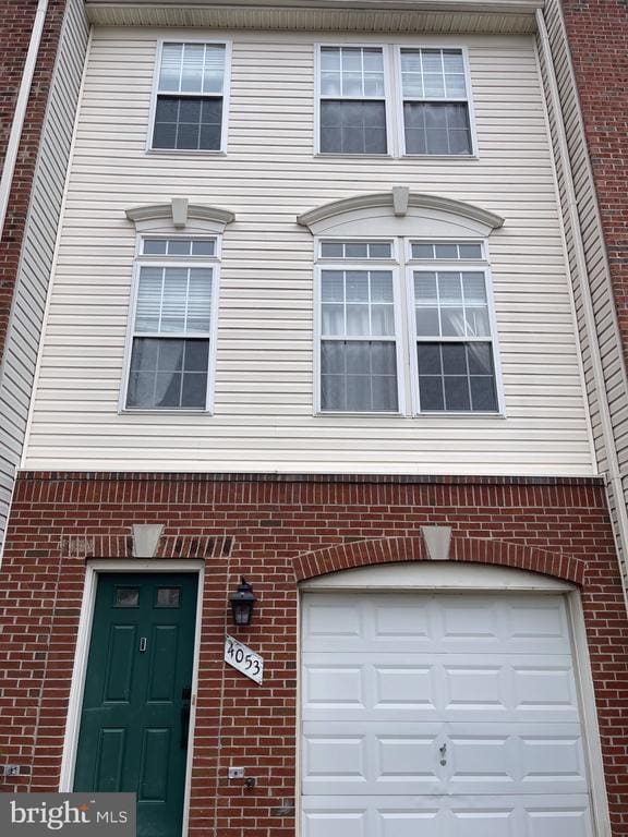 Building Photo - 4053 Cressida Pl