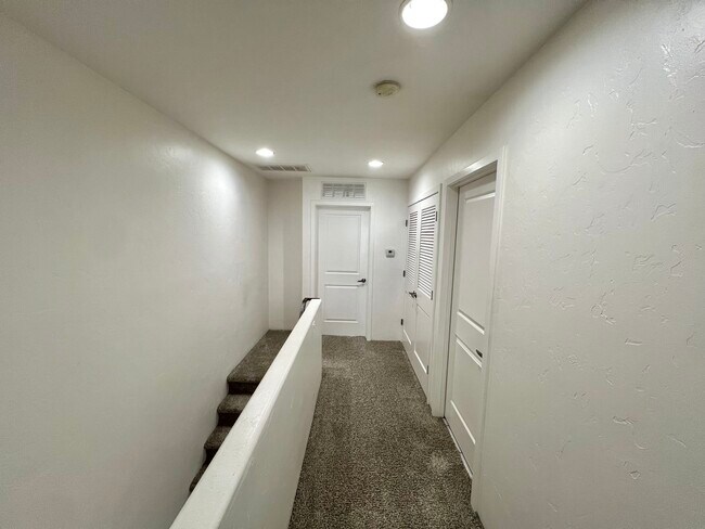 Upstairs Hallway - 3136 N Winstel Blvd