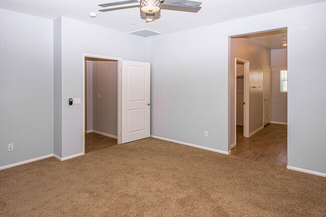 Building Photo - 67468 Rio Largo Rd
