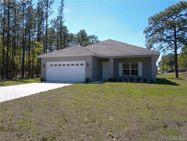 Building Photo - 7202 Everest Ave