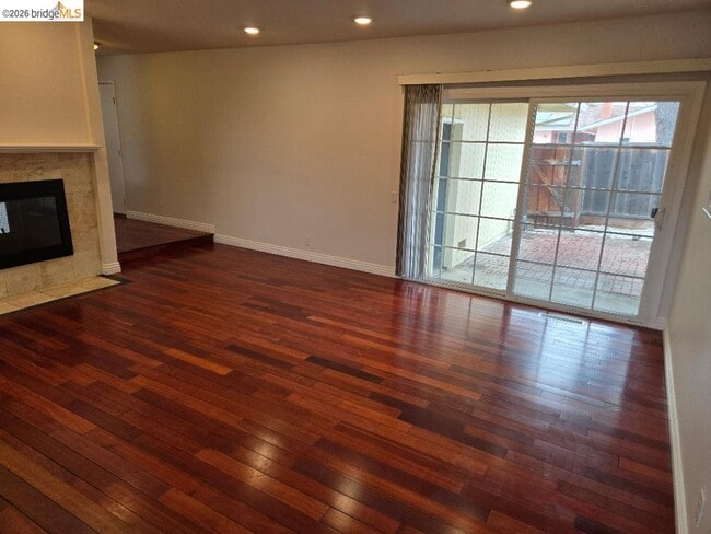 Building Photo - 40725 Capa Dr
