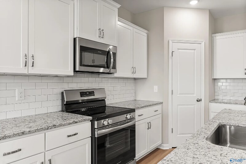 Building Photo - 117 Evergreen Ml Ln