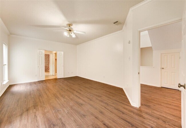 Building Photo - 15206 Garett Green Cir