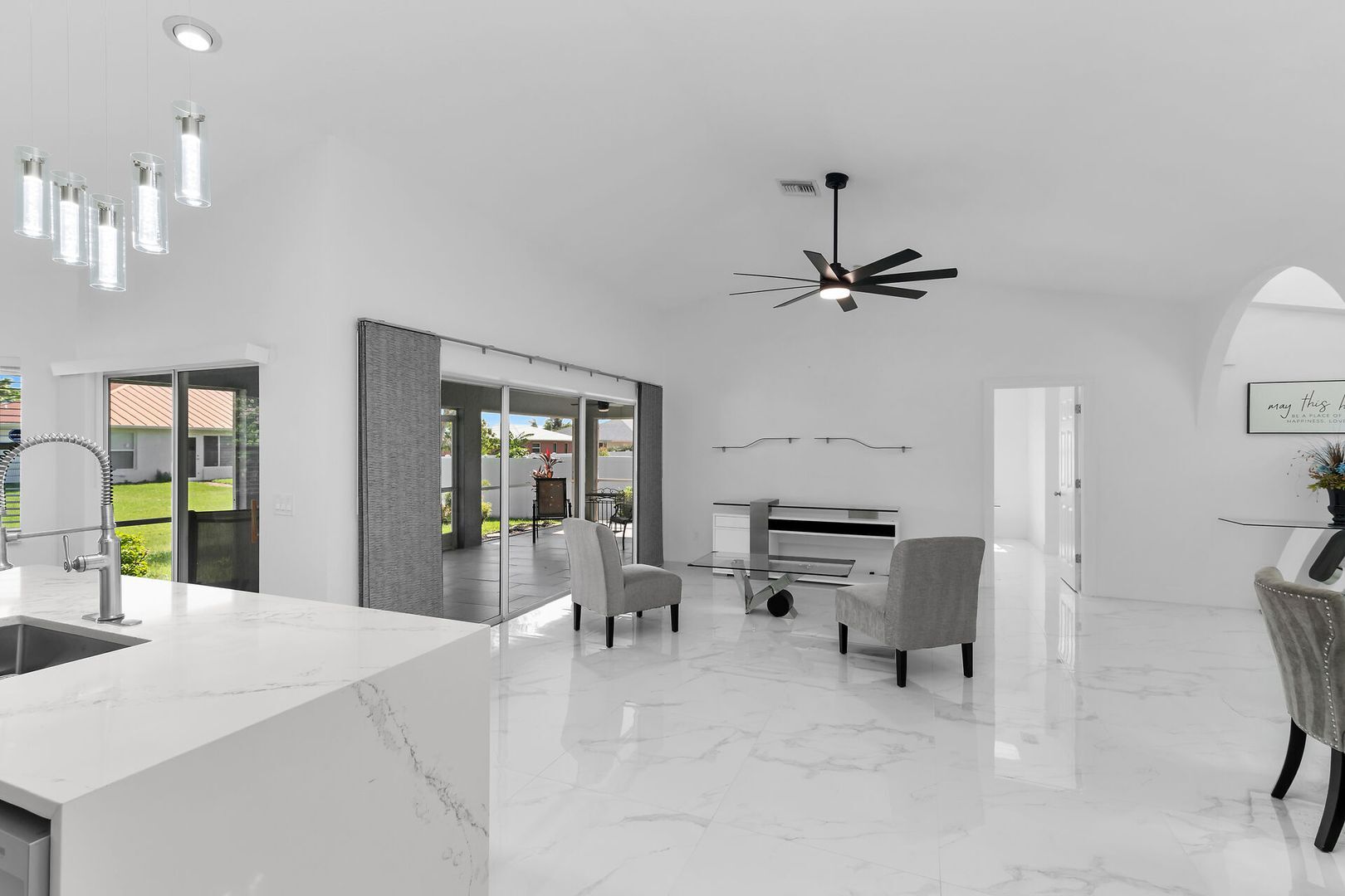 Building Photo - Coming in Sept ! Beautifully Furnished and  recently renovated home