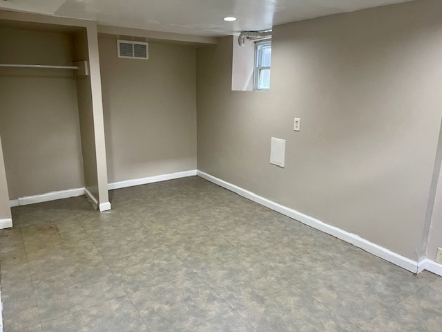 Building Photo - 647 Cherry Way
