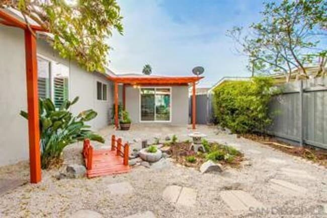 Building Photo - 3BR 2BA house for rent in prime Clairemont  location