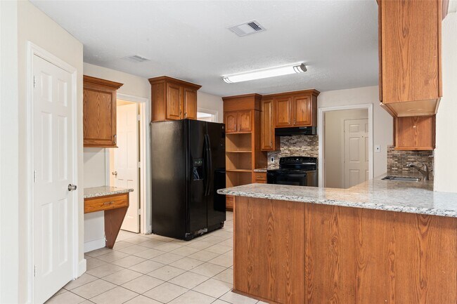 Building Photo - 14714 Ridgechase Ln