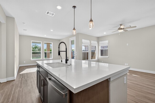 Building Photo - 5350 Lantana River Ln