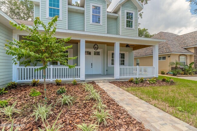 Building Photo - 6 Willow Trace Dr