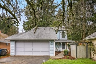 Building Photo - 18312 NE 92nd Ct