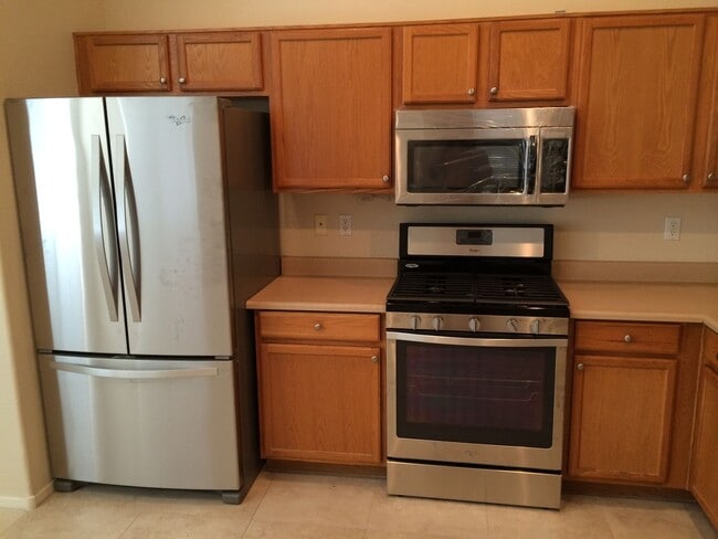 Building Photo - Summerlin, Single Story Beautiful 3-bedroom home with 2 full baths