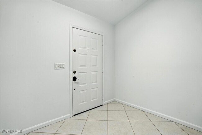 Building Photo - 1301 Piper Blvd