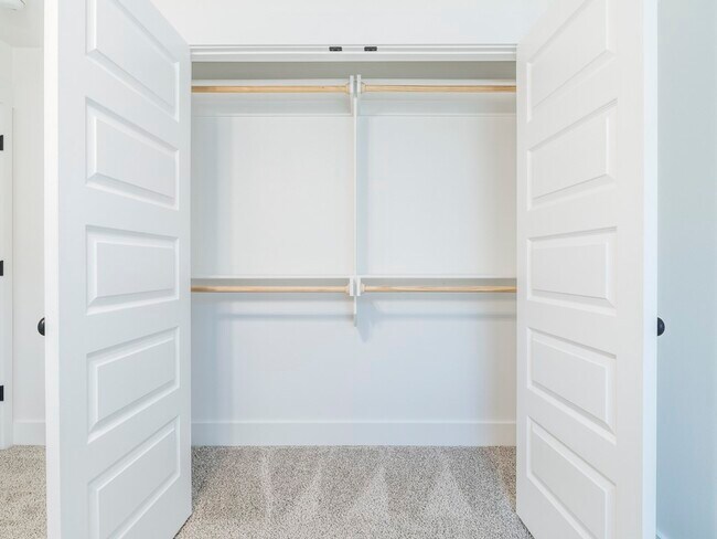 Building Photo - 1440 Emmerson St