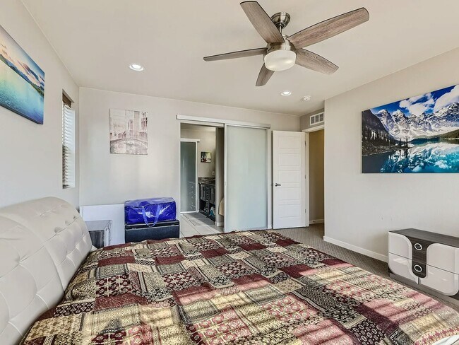 Building Photo - 14132 Touchstone Point