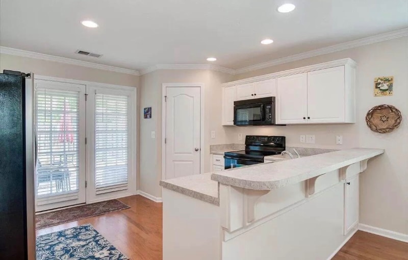 Building Photo - 225 Full Cir Dr