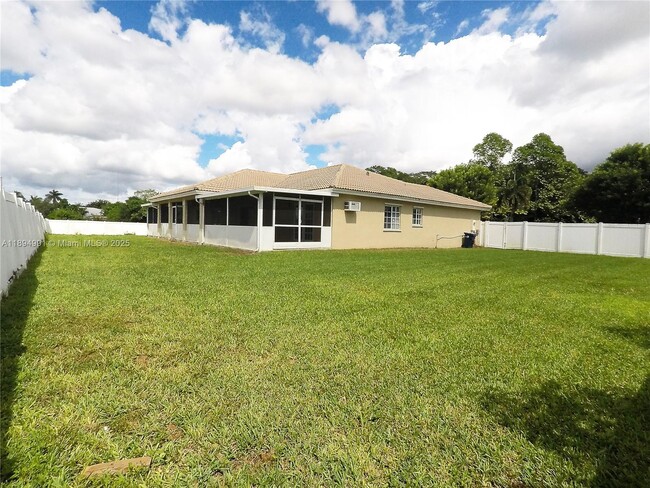 Building Photo - 28128 SW 173rd Pl