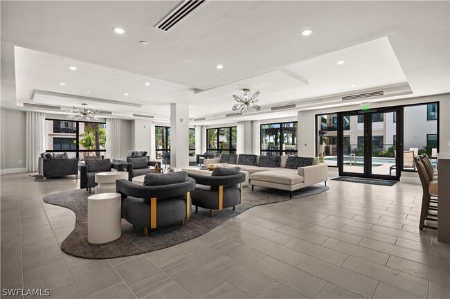 Building Photo - 1130 3rd Ave S