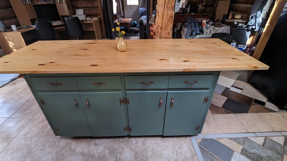 Building Photo - 8970 E Gull Lake Dr