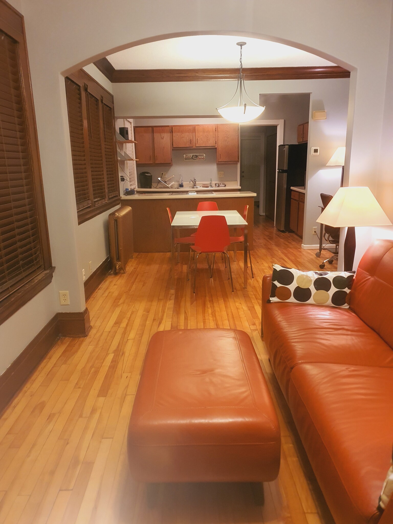 Building Photo - 812 Capitol Hts