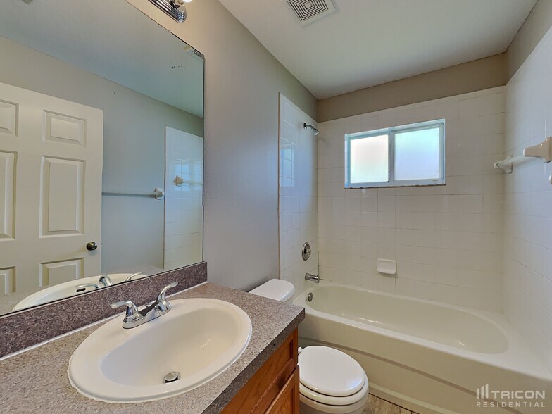 Building Photo - 4513 Tina Ln