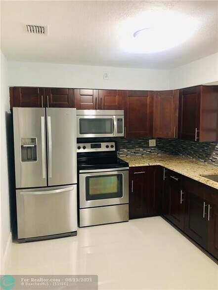 Kitchen - 4206 Sherri Ct
