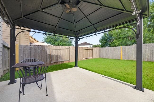 Building Photo - 9106 Fuqua Breeze Dr