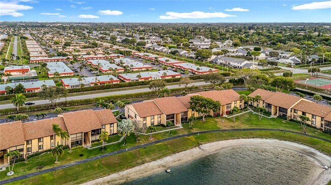 Building Photo - 826 Sky Pine Way