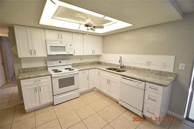 Building Photo - 7742 Yucca Dr