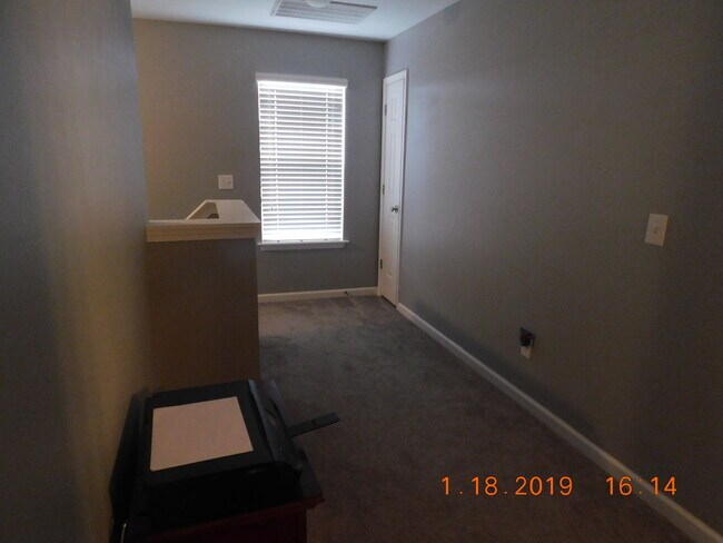 Building Photo - 500 S Bull St