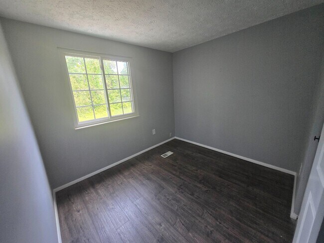 Building Photo - 20321 Greenriver Terrace